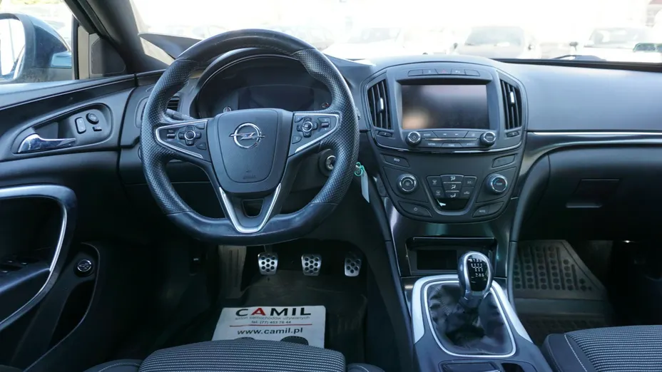 OPEL Insignia -