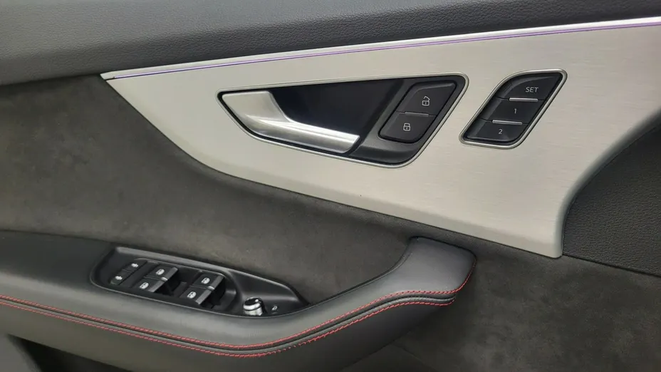 AUDI SQ7 -