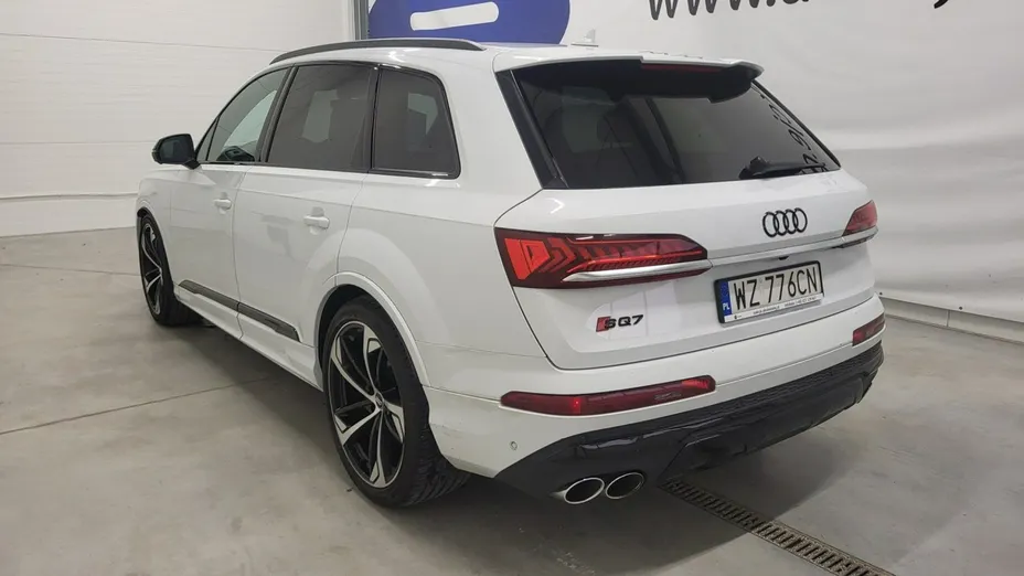 AUDI SQ7 -