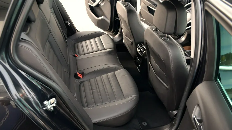 OPEL Insignia -