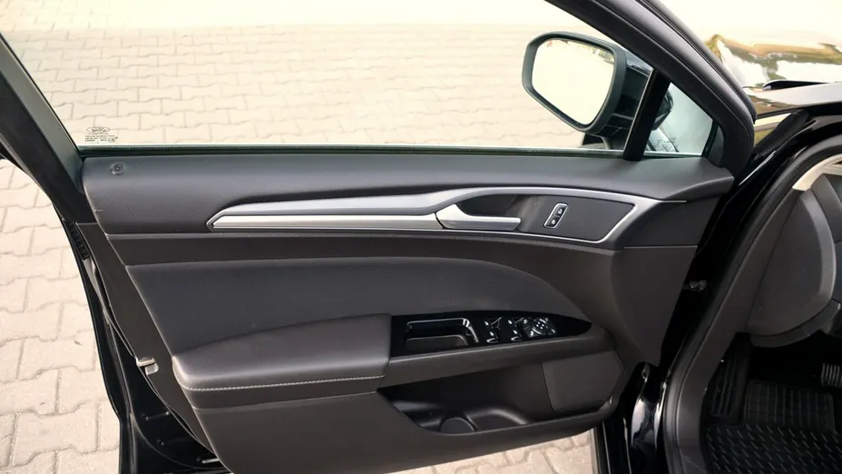 FORD Mondeo -