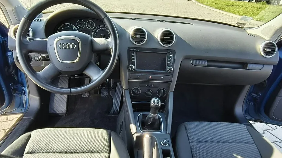 AUDI A3 Sportback -