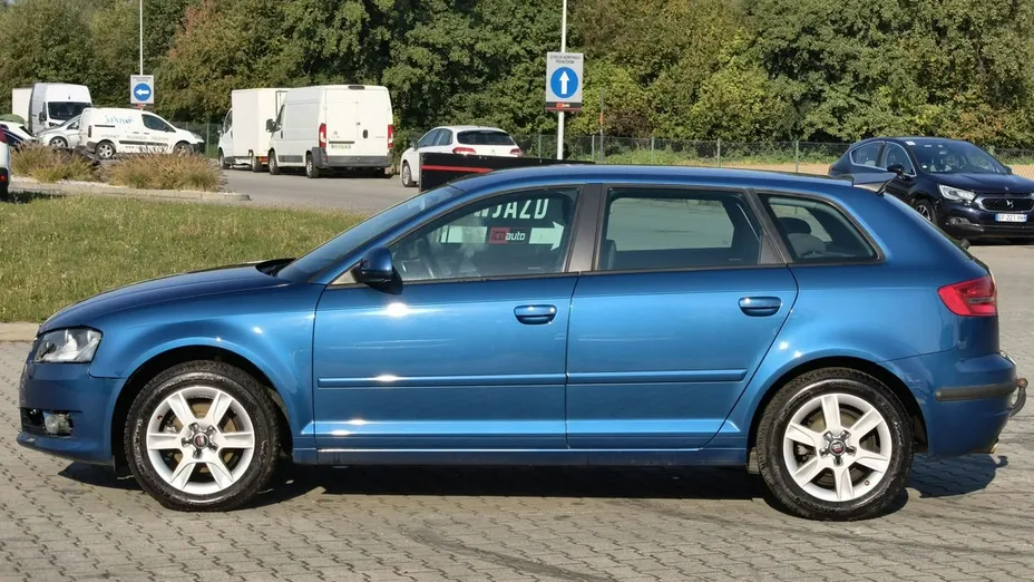 AUDI A3 Sportback -