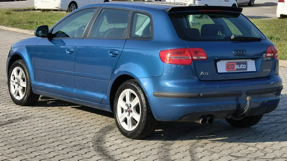 AUDI A3 Sportback -