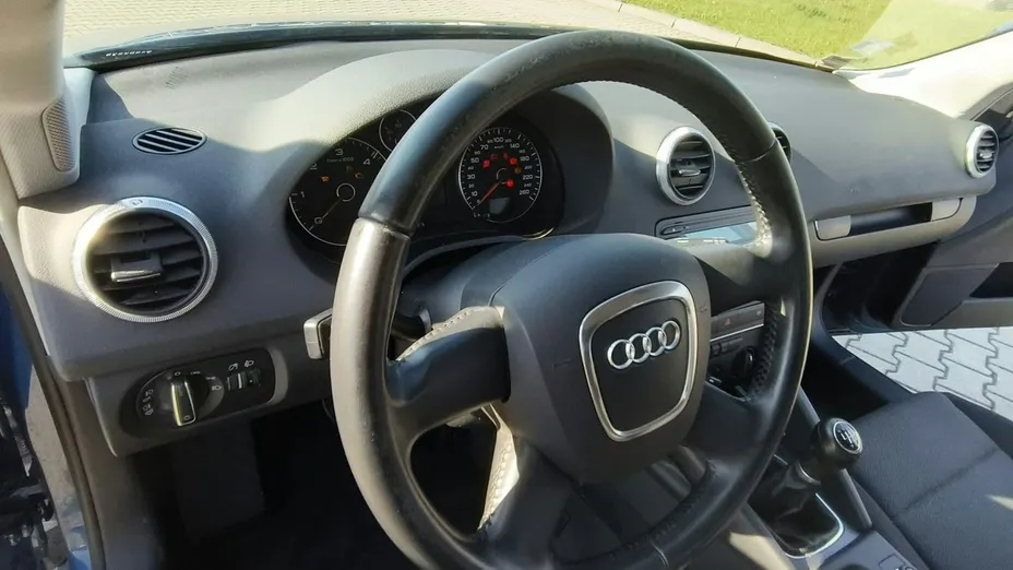 AUDI A3 Sportback -