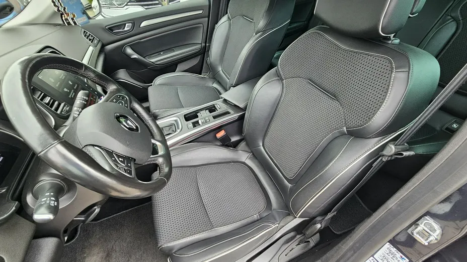 RENAULT Megane -