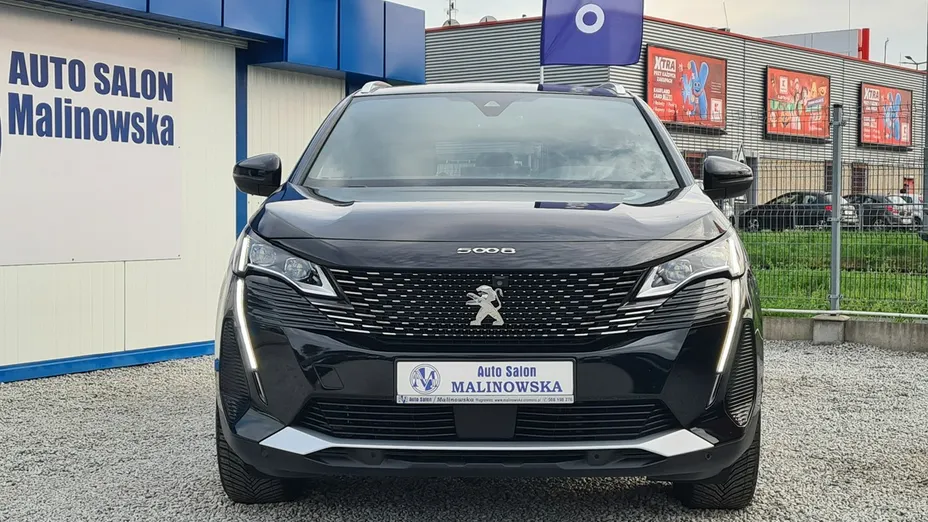 PEUGEOT 5008 -
