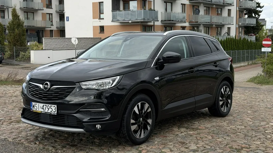 OPEL Grandland X -