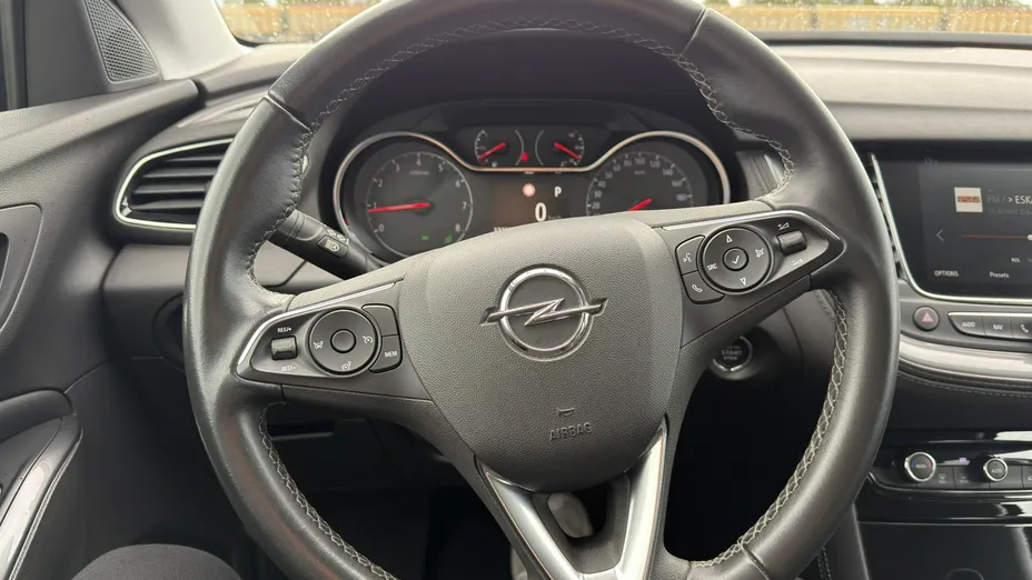 OPEL Grandland X -
