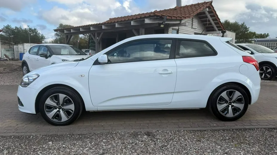 KIA ProCeed -