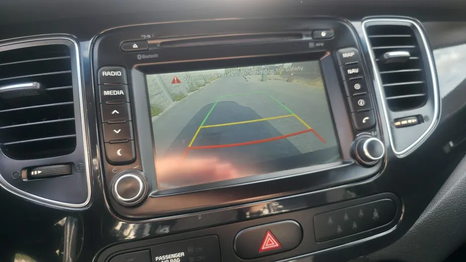 KIA Carens -
