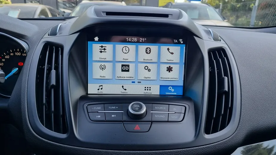 FORD Kuga -