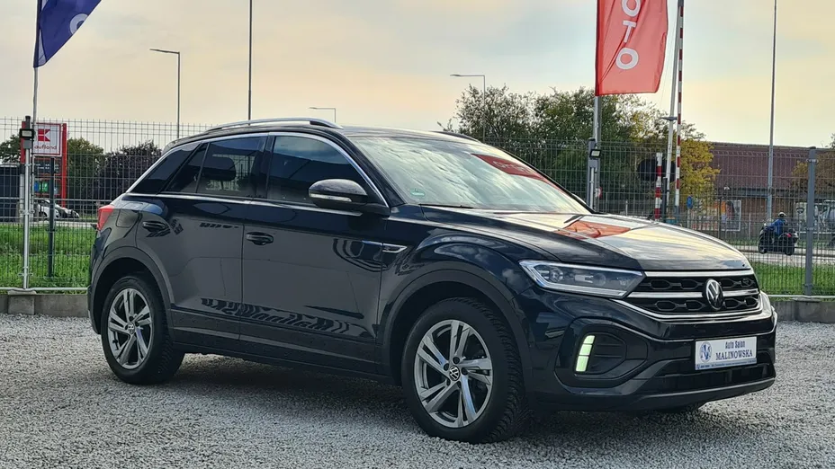 VOLKSWAGEN T-ROC -