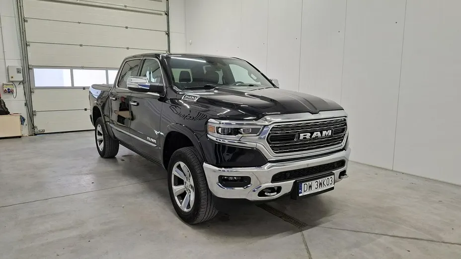 RAM 1500 -