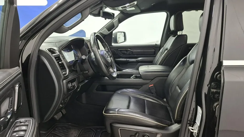 RAM 1500 -
