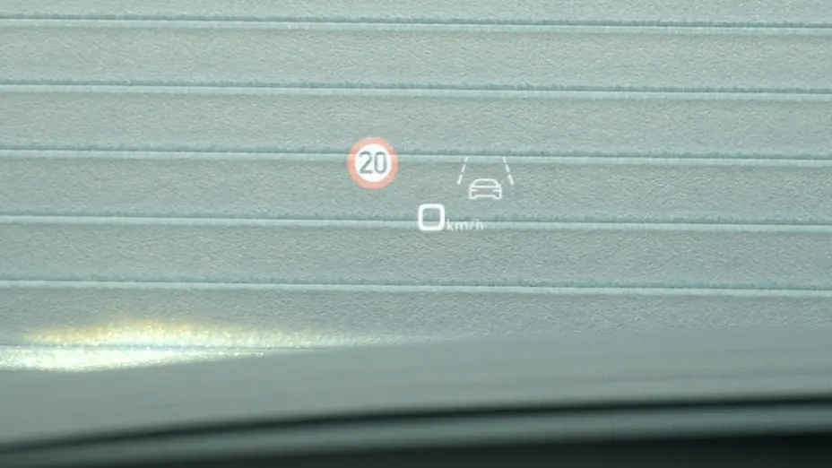 AUDI A6 -