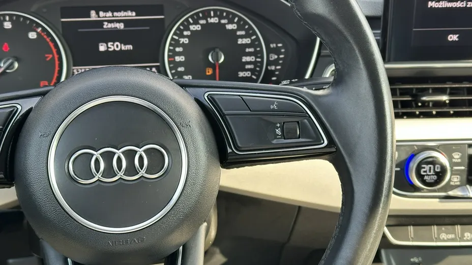 AUDI A4 -
