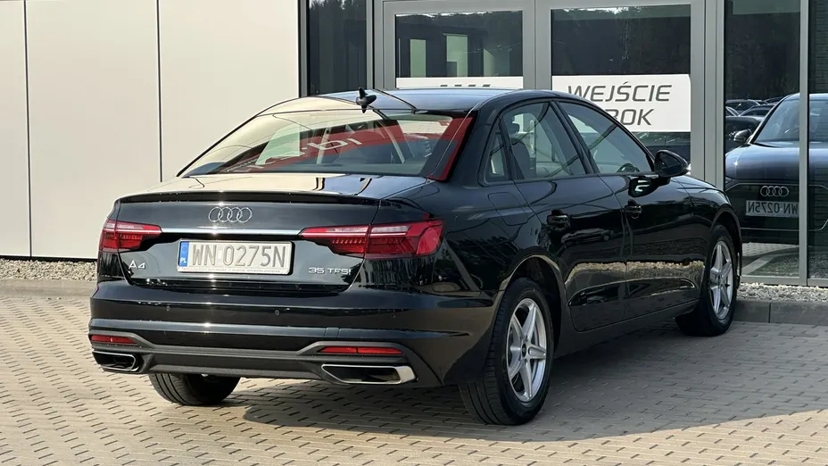 AUDI A4 -