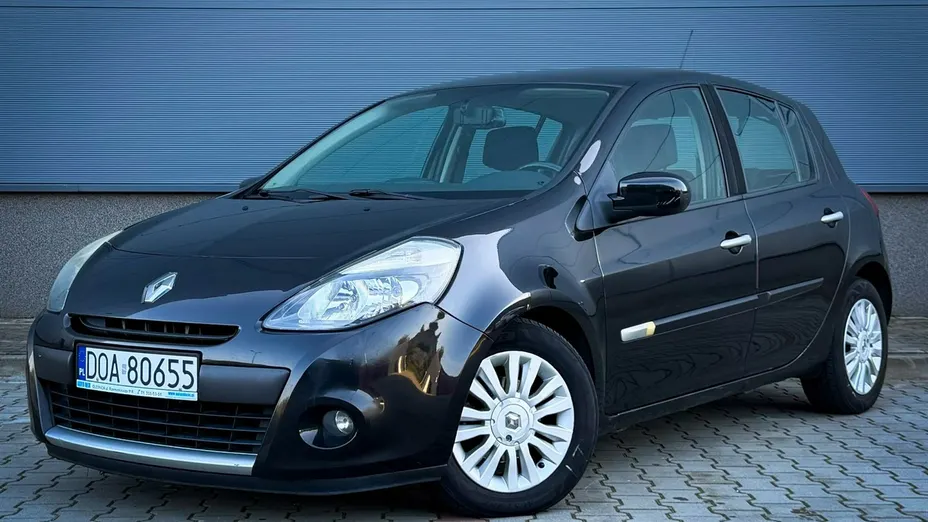 RENAULT Clio -