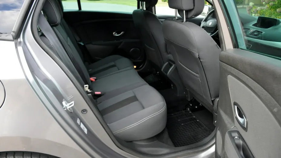 RENAULT Megane -