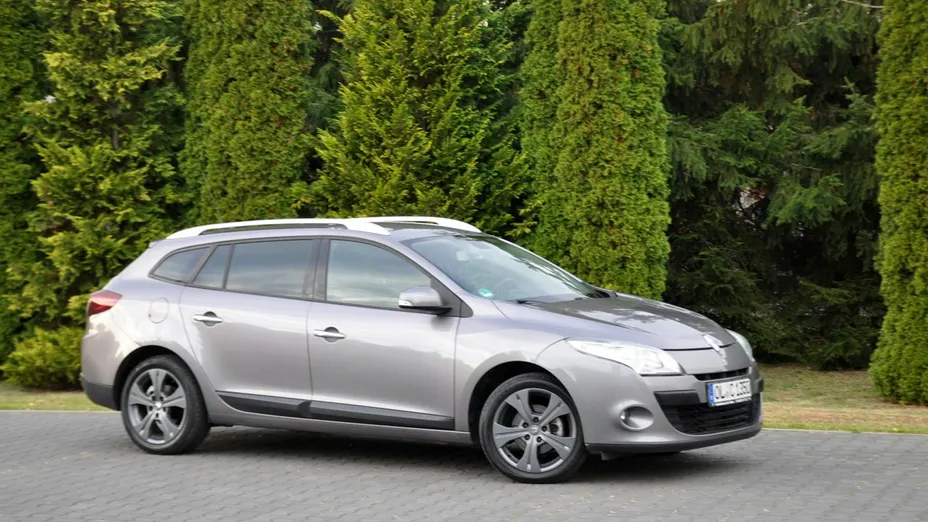 RENAULT Megane -