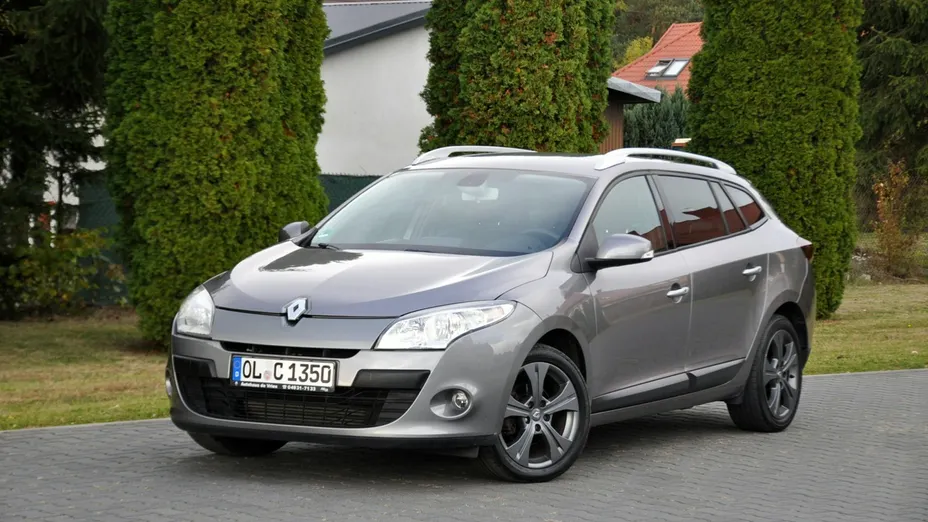 RENAULT Megane -