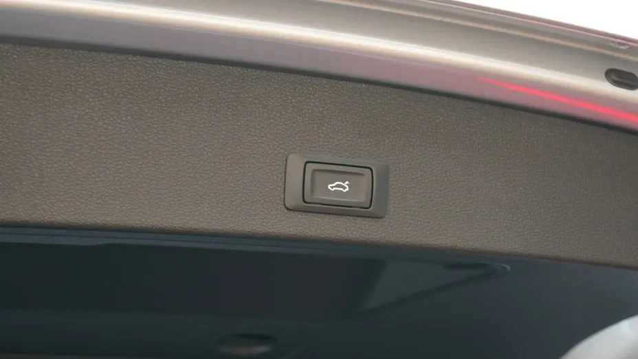 AUDI Q2 -
