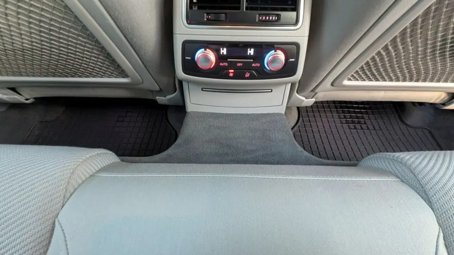 AUDI A6 Avant -