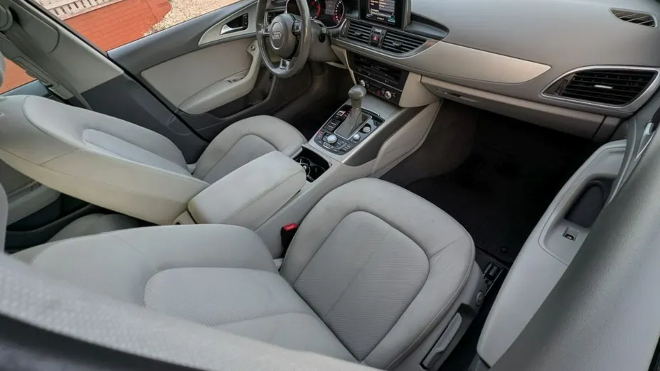 AUDI A6 Avant -