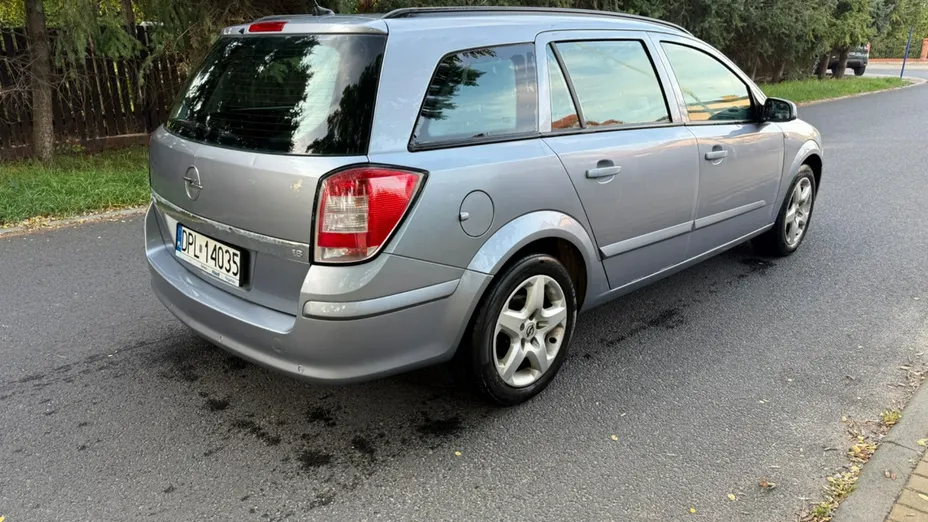 OPEL Astra -