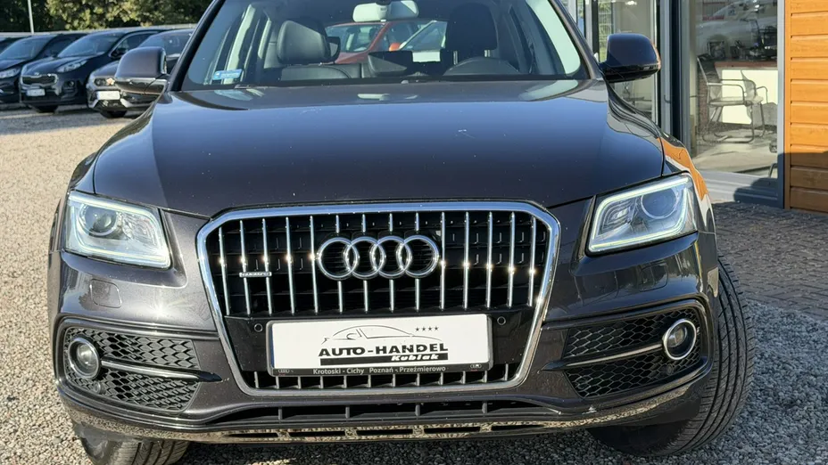AUDI Q5 -