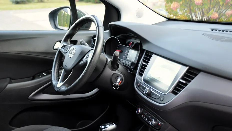 OPEL Crossland -