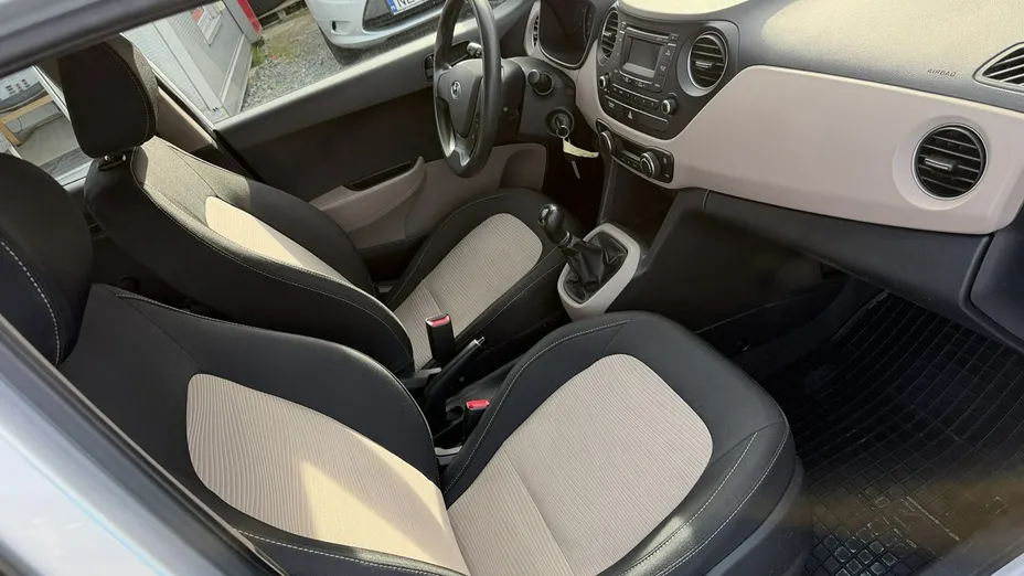 HYUNDAI i10 -