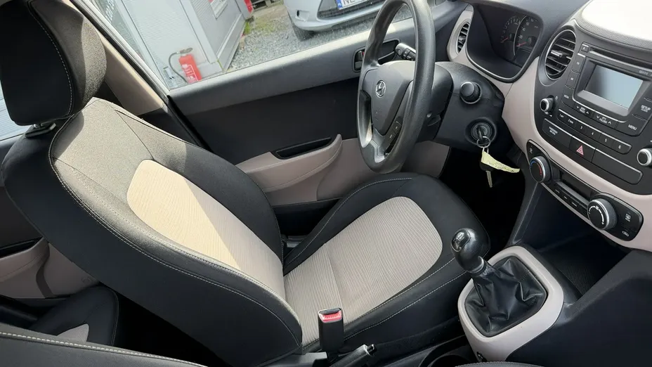 HYUNDAI i10 -