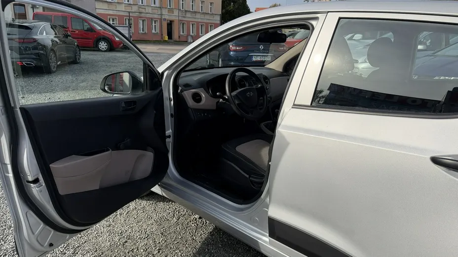 HYUNDAI i10 -