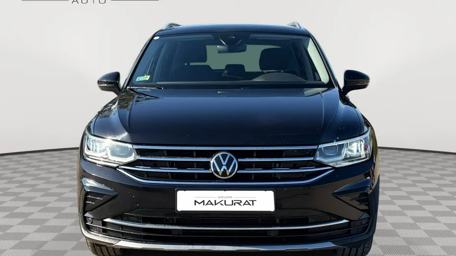 VOLKSWAGEN Tiguan -