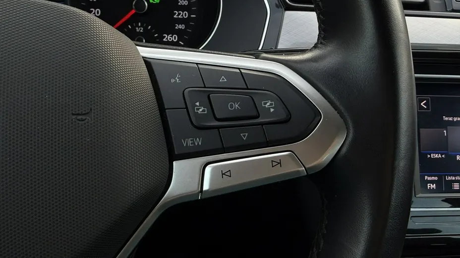 VOLKSWAGEN Passat -
