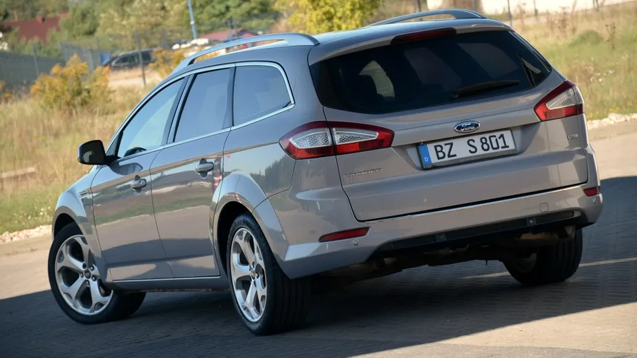 FORD Mondeo -