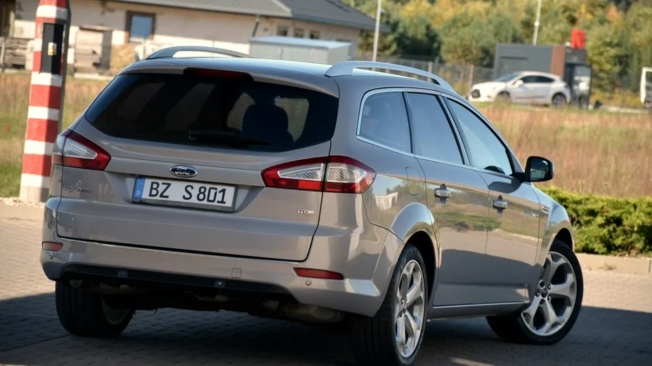 FORD Mondeo -