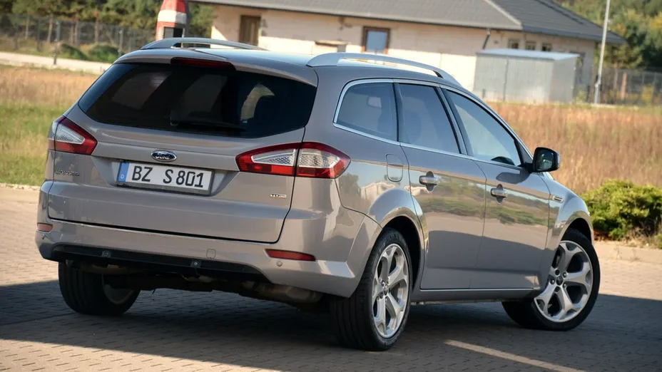 FORD Mondeo -