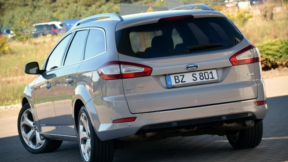 FORD Mondeo -