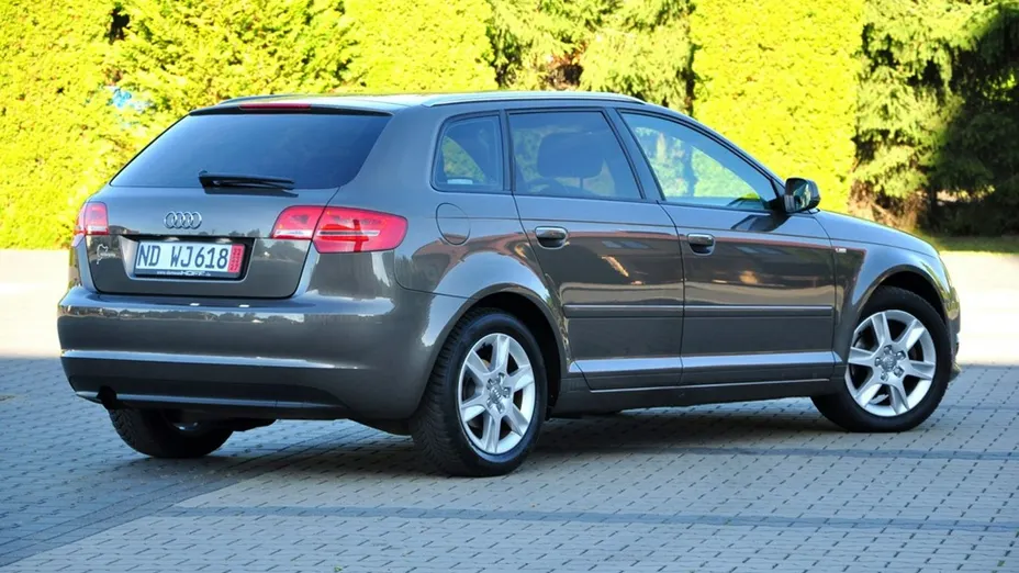 AUDI A3 Sportback -