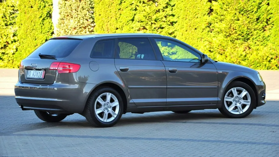 AUDI A3 Sportback -