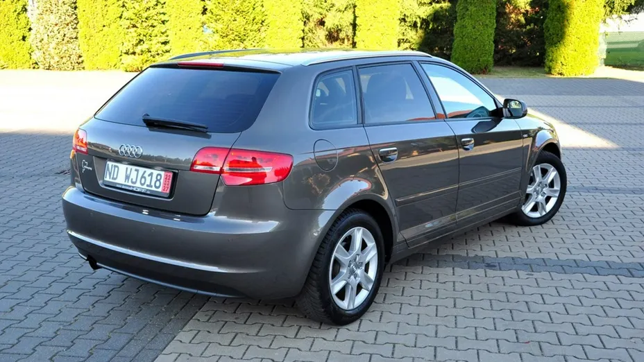 AUDI A3 Sportback -