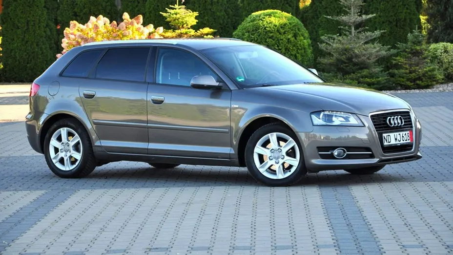 AUDI A3 Sportback -