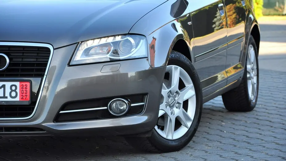 AUDI A3 Sportback -