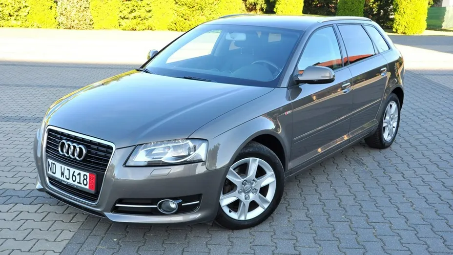 AUDI A3 Sportback -