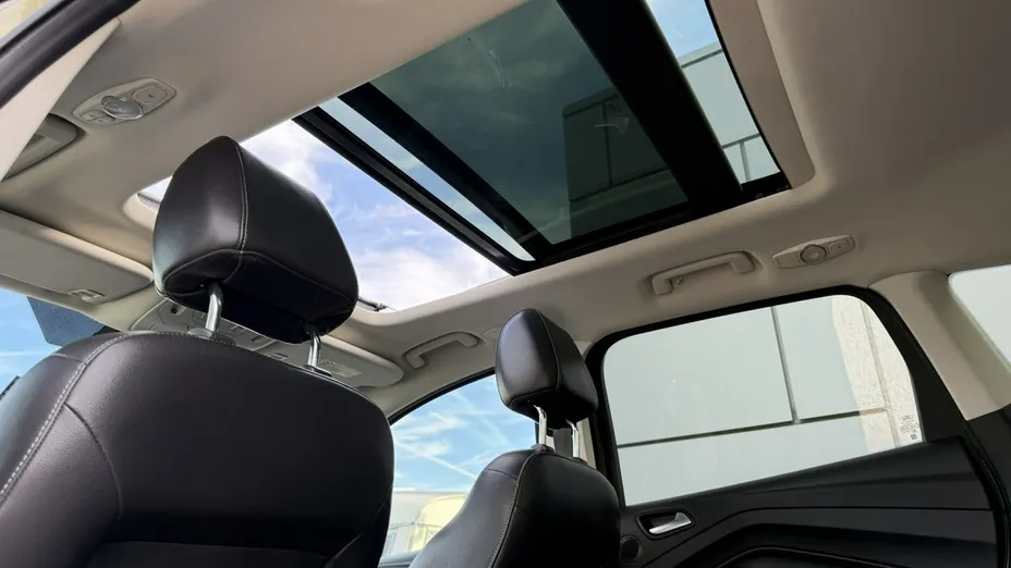 FORD Kuga -