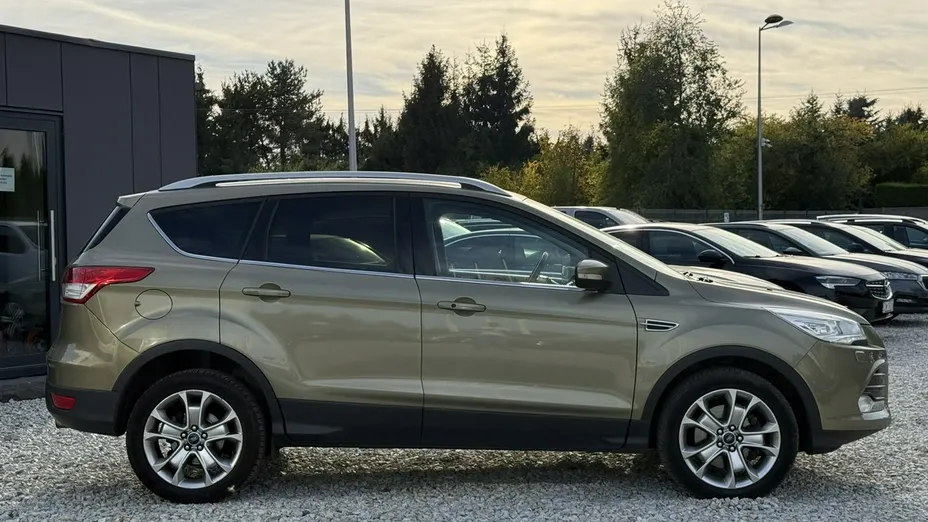 FORD Kuga -
