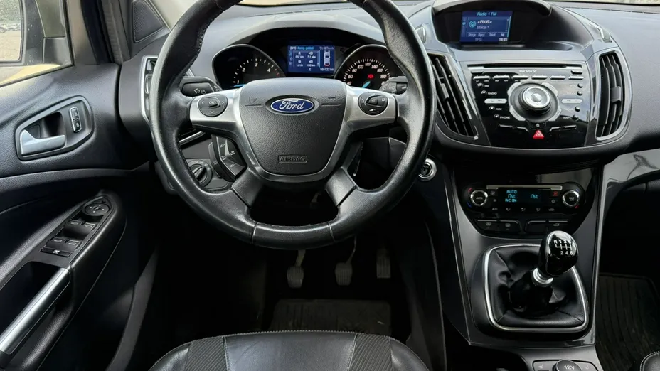 FORD Kuga -
